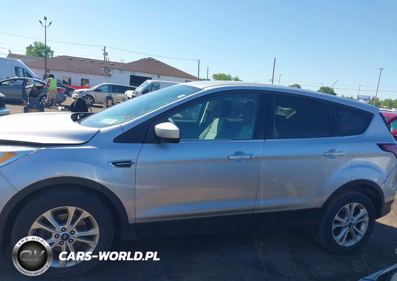 2017 Ford Escape Se VIN:1FMCU0GD8HUC08315 - 14
