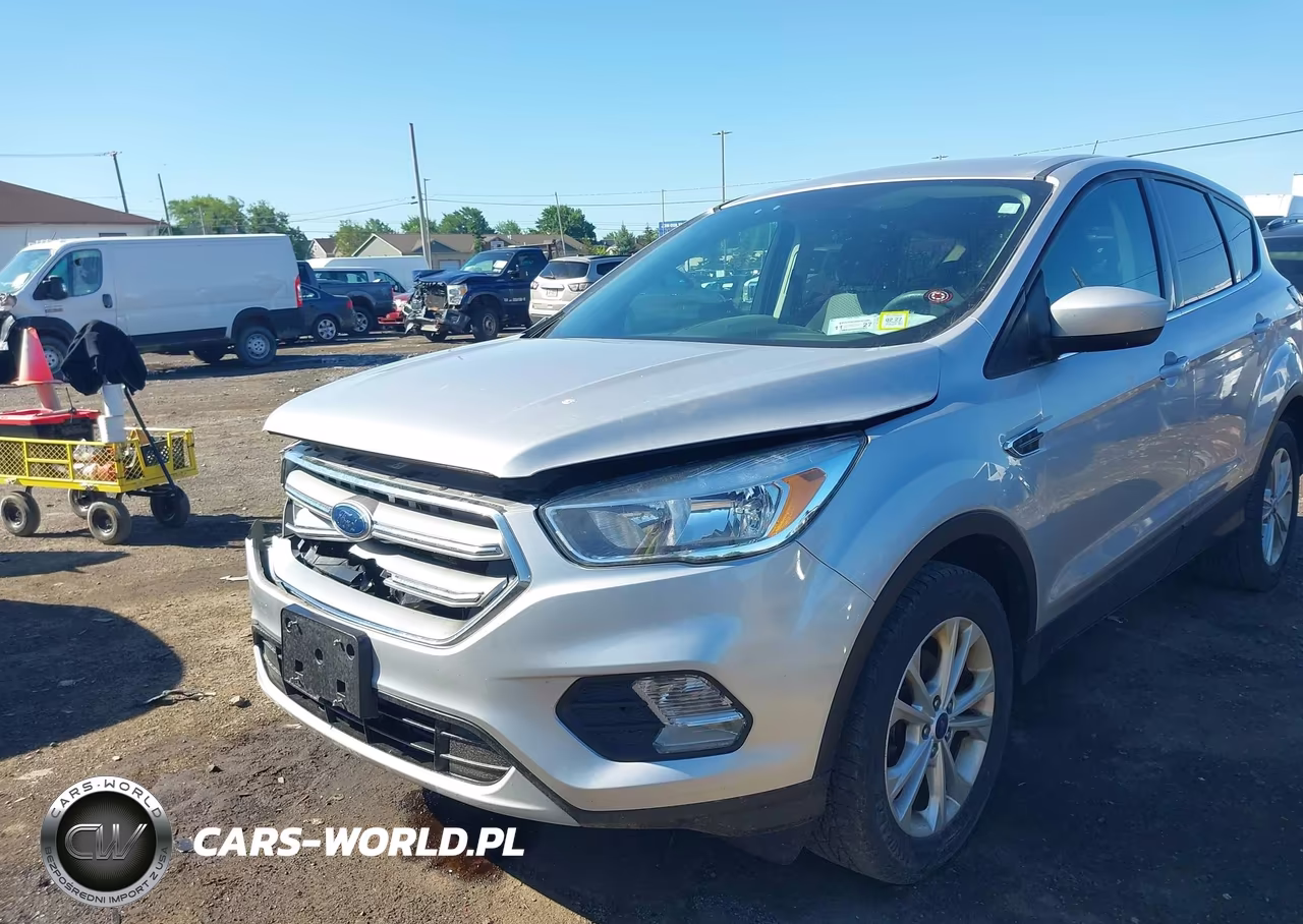 2017 Ford Escape Se VIN:1FMCU0GD8HUC08315 - 6