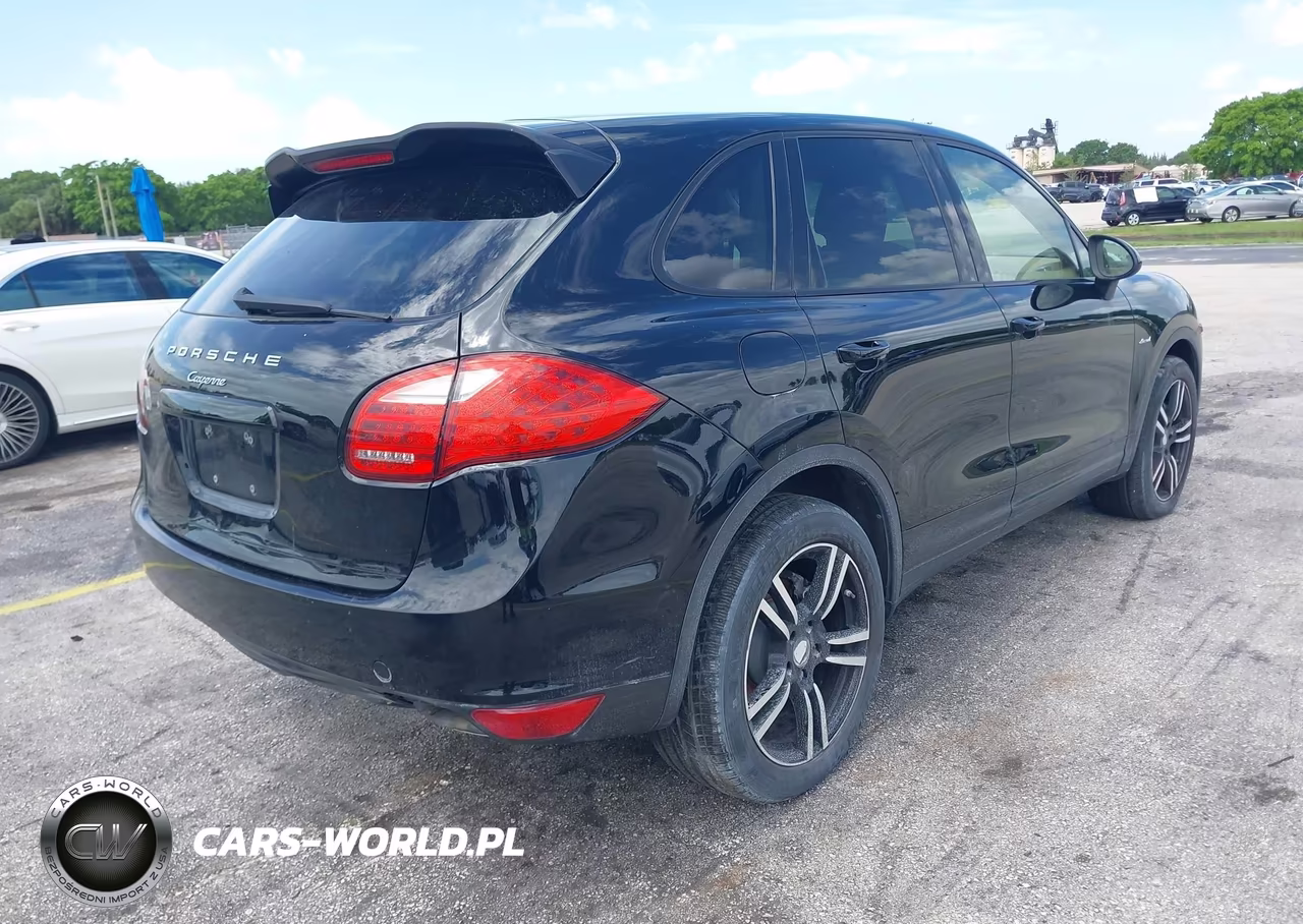 2013 Porsche Cayenne Diesel VIN:WP1AF2A24DLA40423 - 4