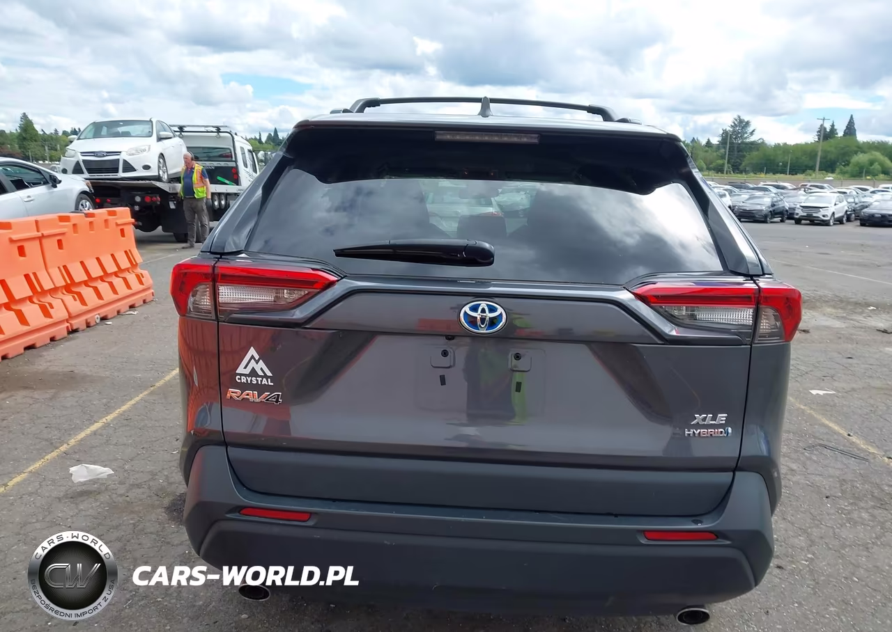 2021 Toyota Rav4 Hybrid Xle VIN:2T3R6RFV5MW015575 - 17