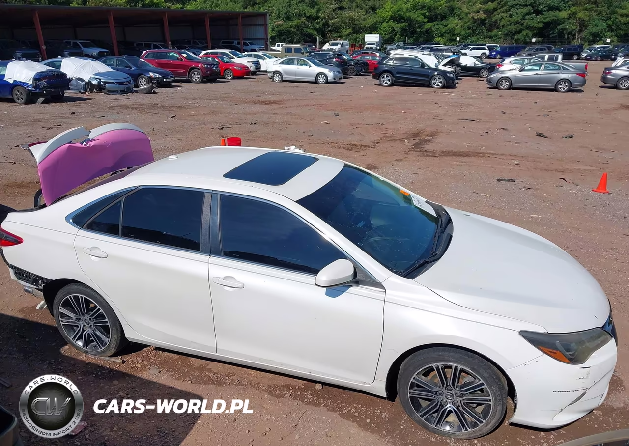 2016 Toyota Camry Se VIN:4T1BF1FK8GU144643 - 14