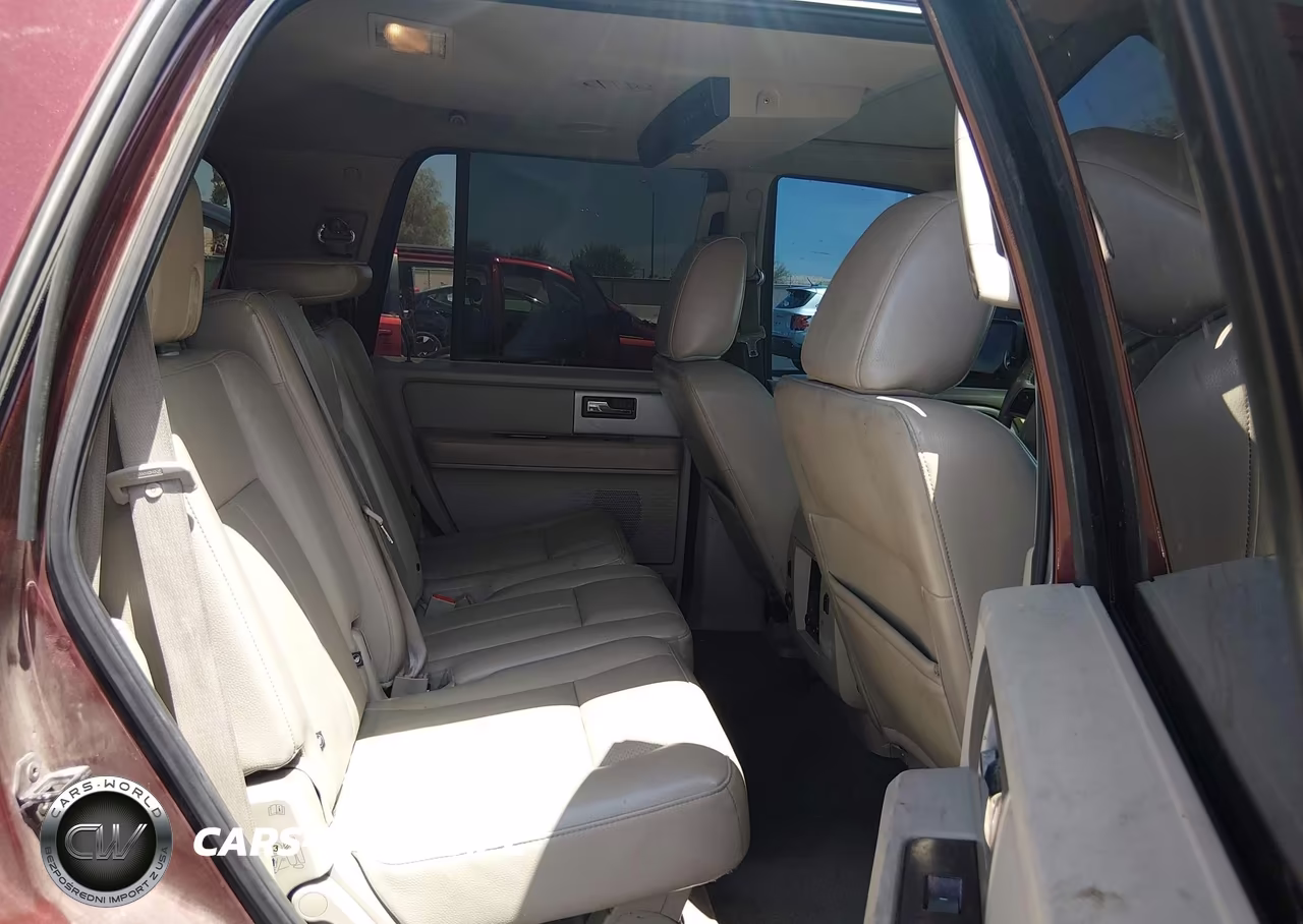 2010 Ford Expedition Limited VIN:1FMJU1K53AEA63486 - 8