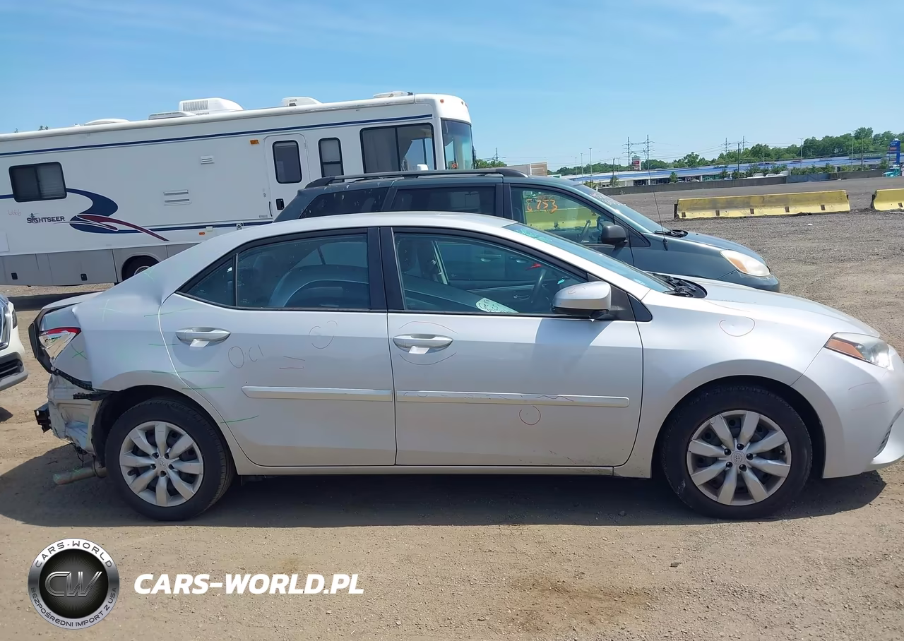 2016 Toyota Corolla Le VIN:2T1BURHE3GC637076 - 13