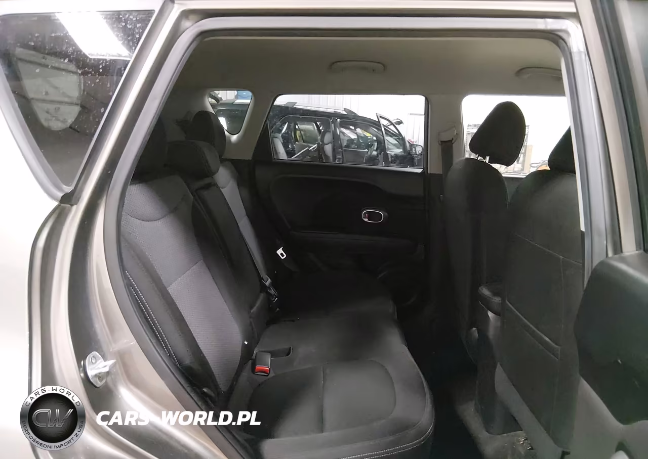 2019 Kia Soul + VIN:KNDJP3A50K7663977 - 8