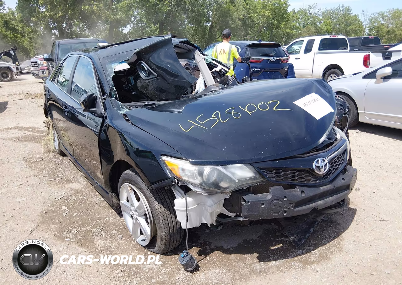 2012 Toyota Camry Se – zdjęcie 1 z 11