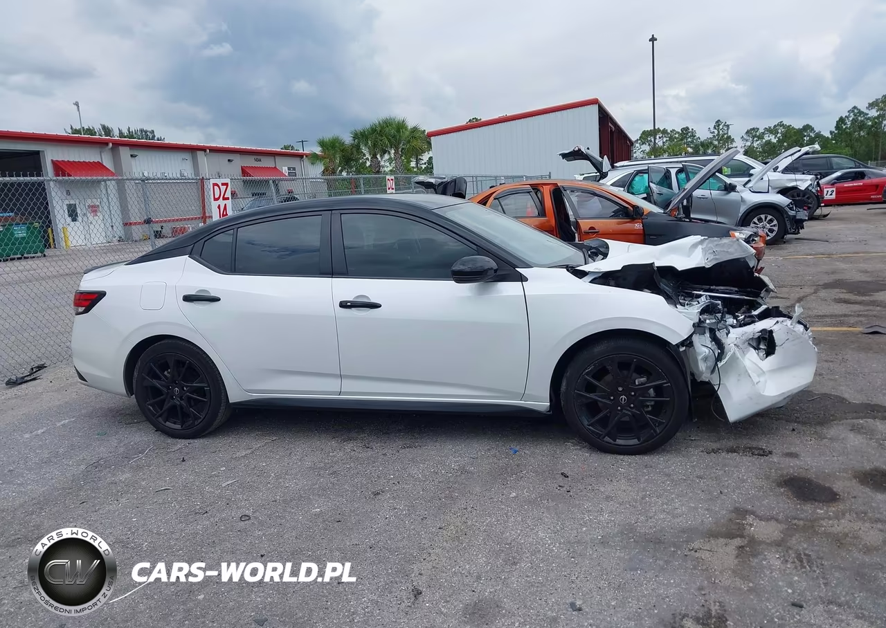 2025 Nissan Sentra Sr VIN:3N1AB8DV9SY288762 - 13