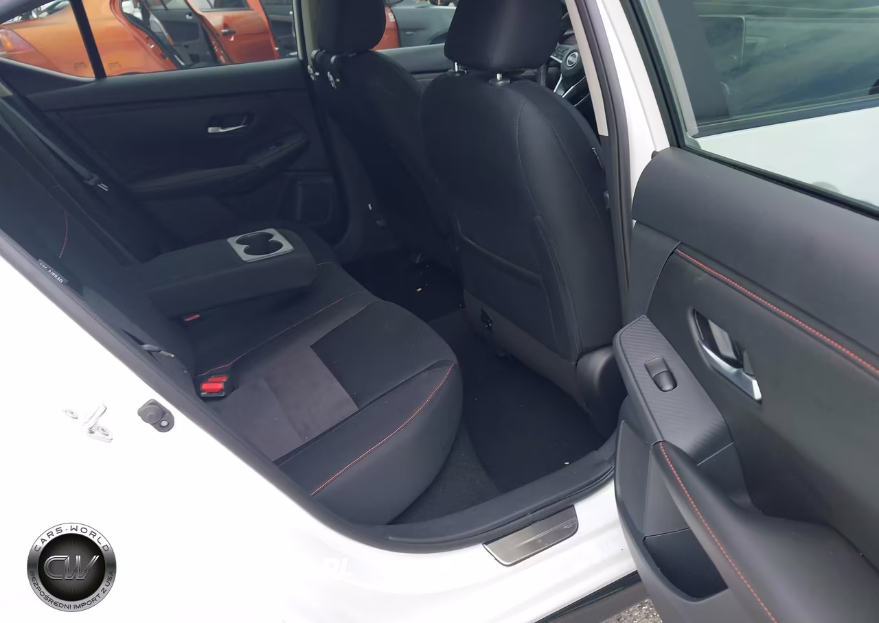 2025 Nissan Sentra Sr VIN:3N1AB8DV9SY288762 - 8