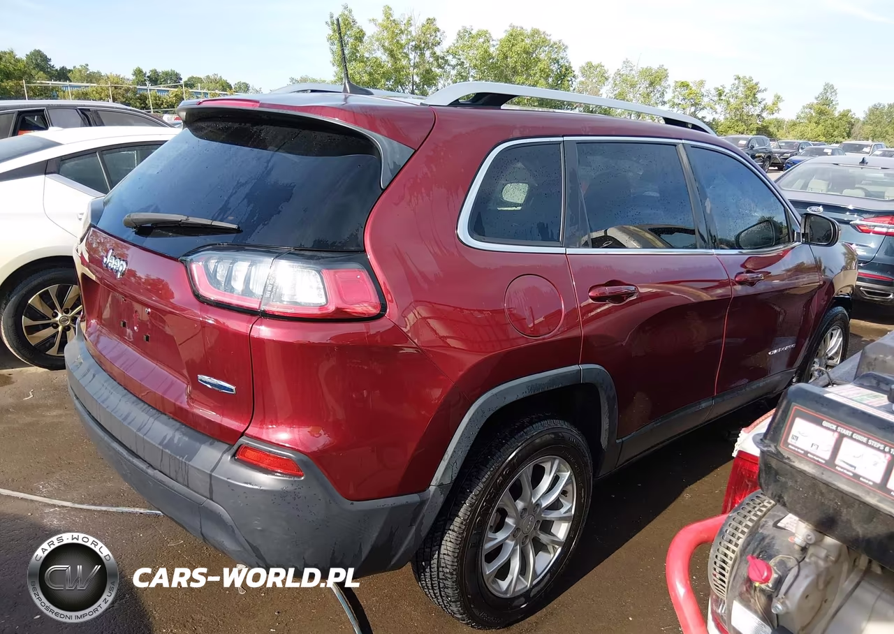 2019 Jeep Cherokee Latitude Fwd VIN:1C4PJLCB5KD145072 - 4