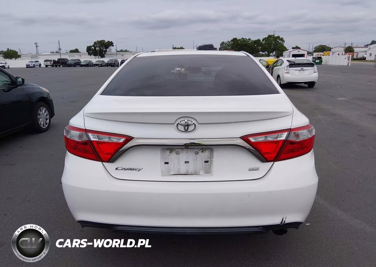 2016 Toyota Camry Se VIN:4T1BF1FK9GU130220 - 16