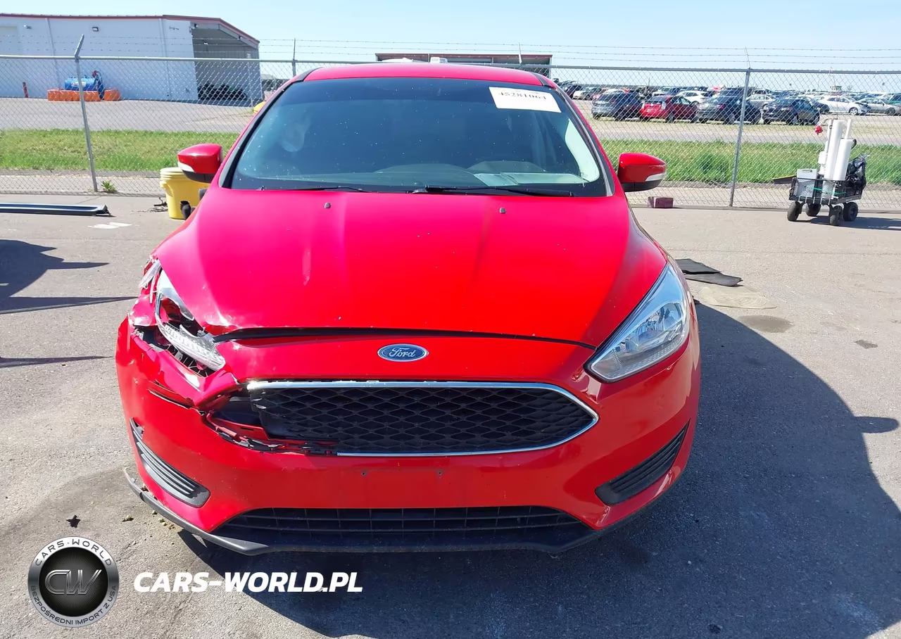 2016 Ford Focus Se VIN:1FADP3F21GL216963 - 12