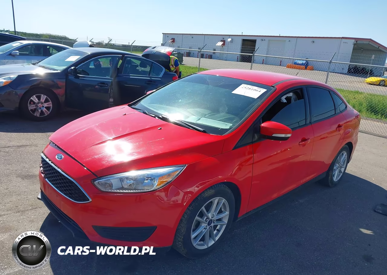 2016 Ford Focus Se VIN:1FADP3F21GL216963 - 2