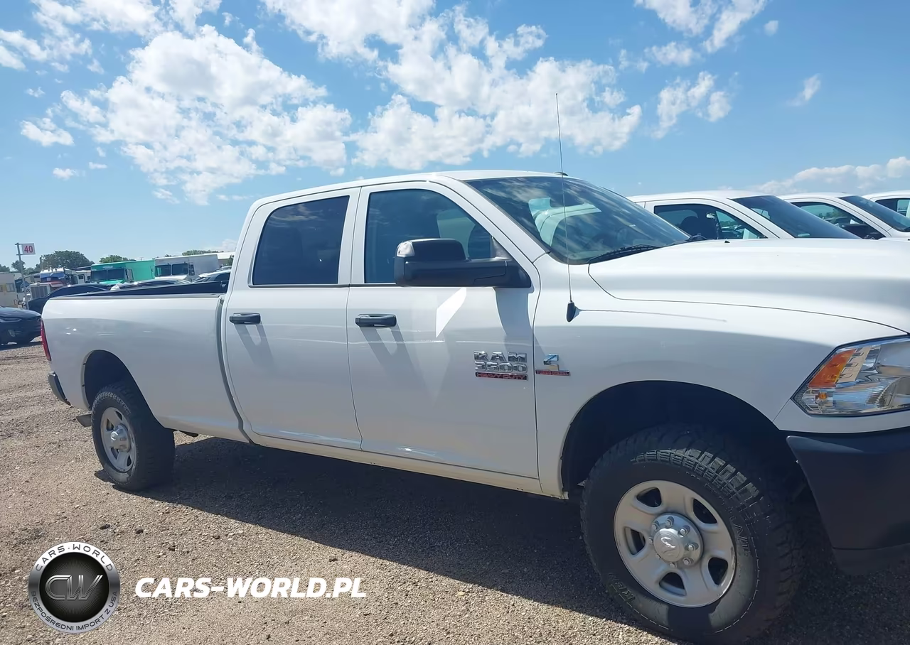 2017 Ram 3500 Tradesman 4X4 8' Box VIN:3C63R3GL1HG712777 - 13