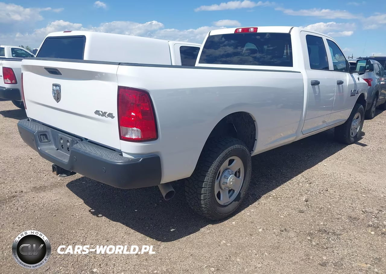 2017 Ram 3500 Tradesman 4X4 8' Box VIN:3C63R3GL1HG712777 - 4