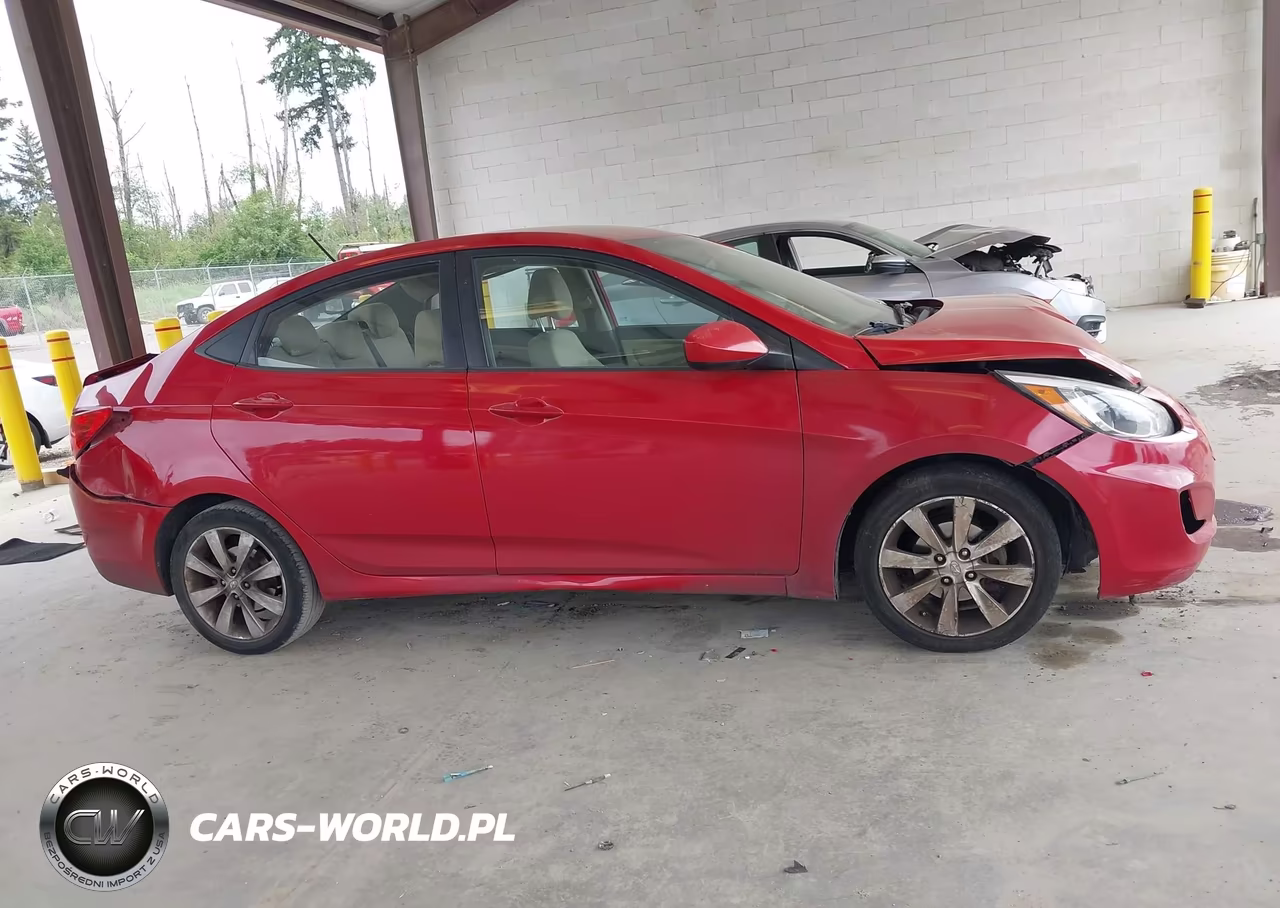 2013 Hyundai Accent Gls VIN:KMHCU4AE0DU299440 - 13