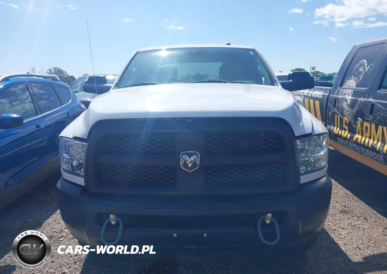 2017 Ram 3500 Tradesman 4X4 8' Box VIN:3C63R3GLXHG712776 - 12