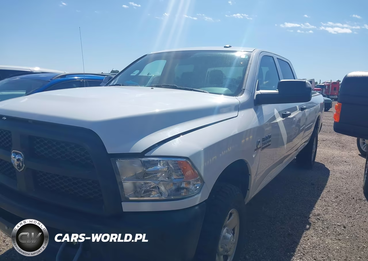 2017 Ram 3500 Tradesman 4X4 8' Box VIN:3C63R3GLXHG712776 - 14