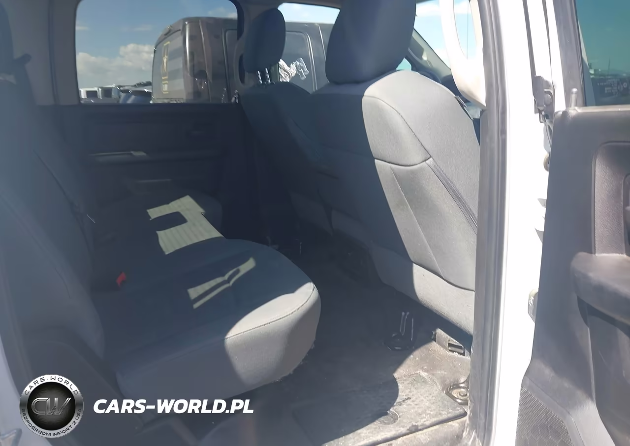 2017 Ram 3500 Tradesman 4X4 8' Box VIN:3C63R3GLXHG712776 - 8