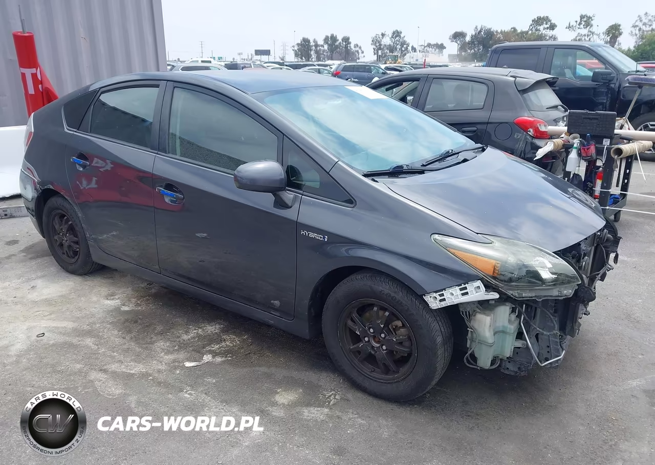 2015 Toyota Prius Three
