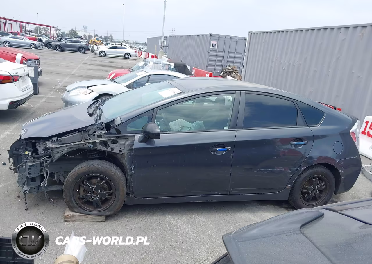 2015 Toyota Prius Three VIN:JTDKN3DU2F0403415 - 15