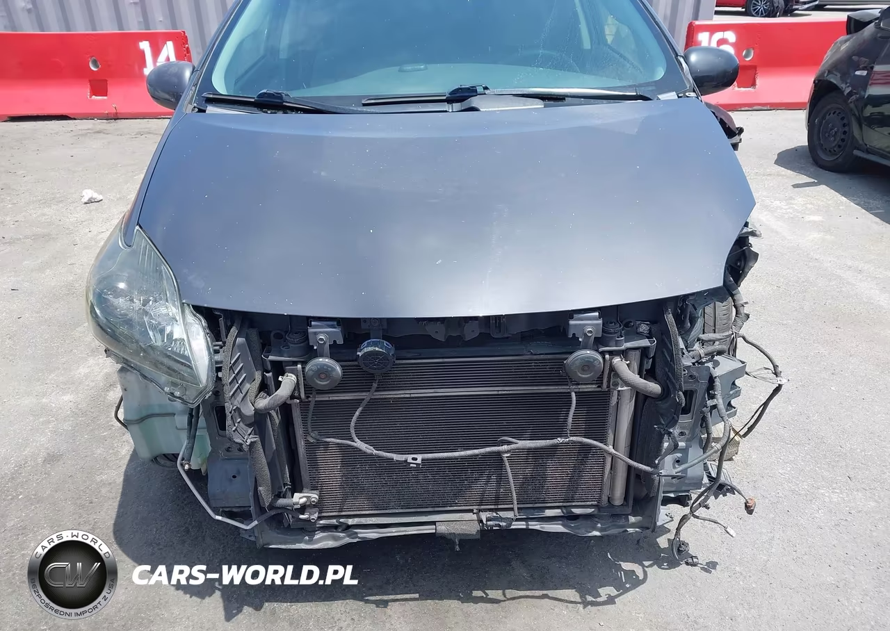 2015 Toyota Prius Three VIN:JTDKN3DU2F0403415 - 6