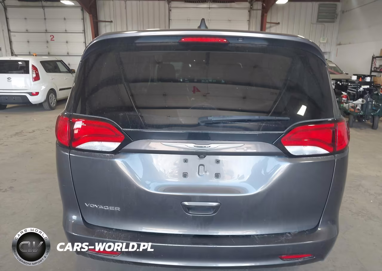 2022 Chrysler Voyager Lx VIN:2C4RC1CG5NR146663 - 16