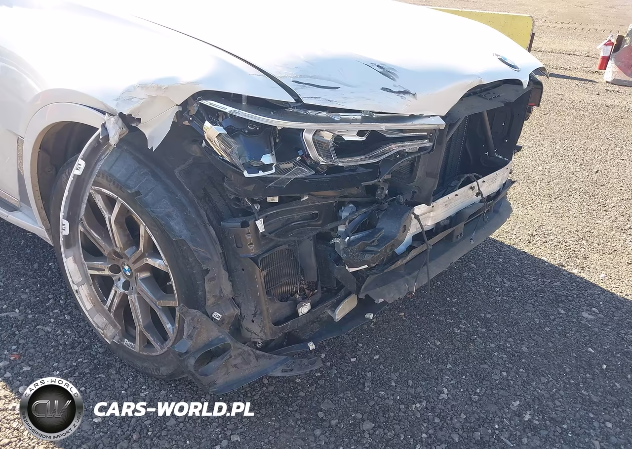 2020 BMW X7 xDrive40I VIN:5UXCW2C09L9C72227 - 6