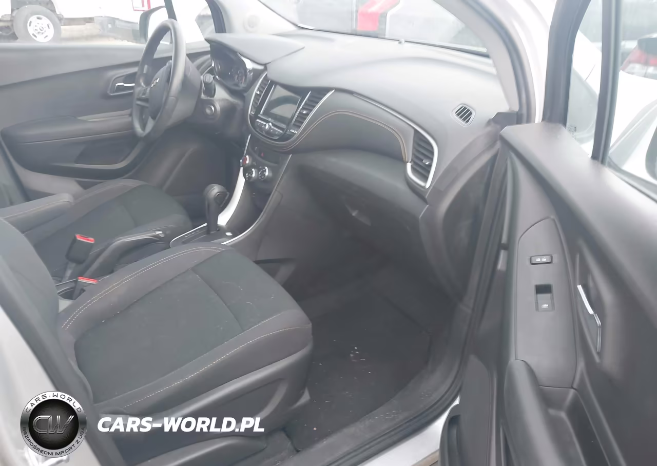 2018 Chevrolet Trax Ls VIN:3GNCJNSB9JL147676 - 5