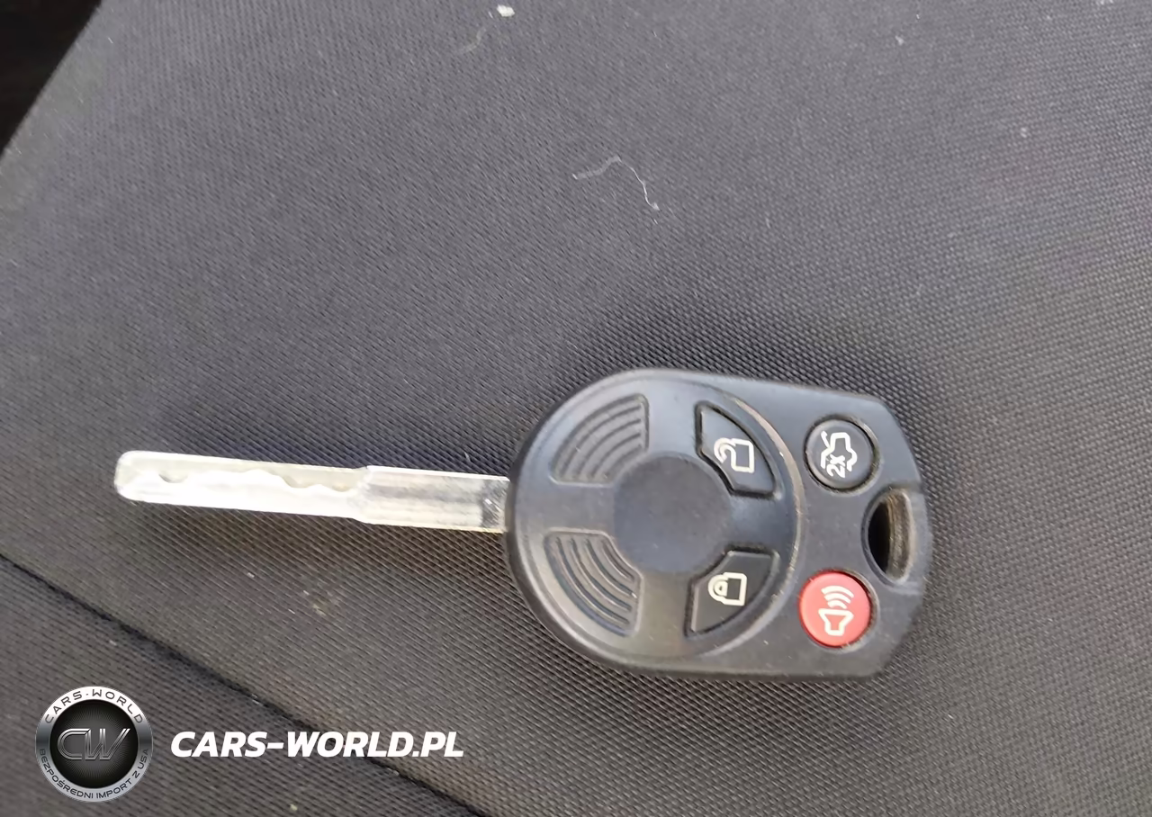 2018 Ford Focus Se VIN:1FADP3FE7JL202177 - 11
