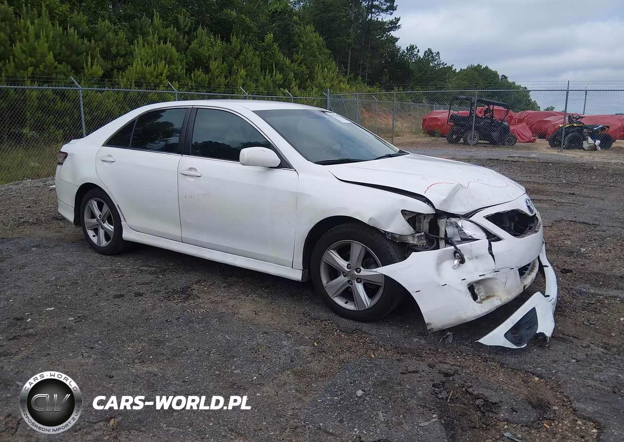 2010 Toyota Camry Se – zdjęcie 1 z 16