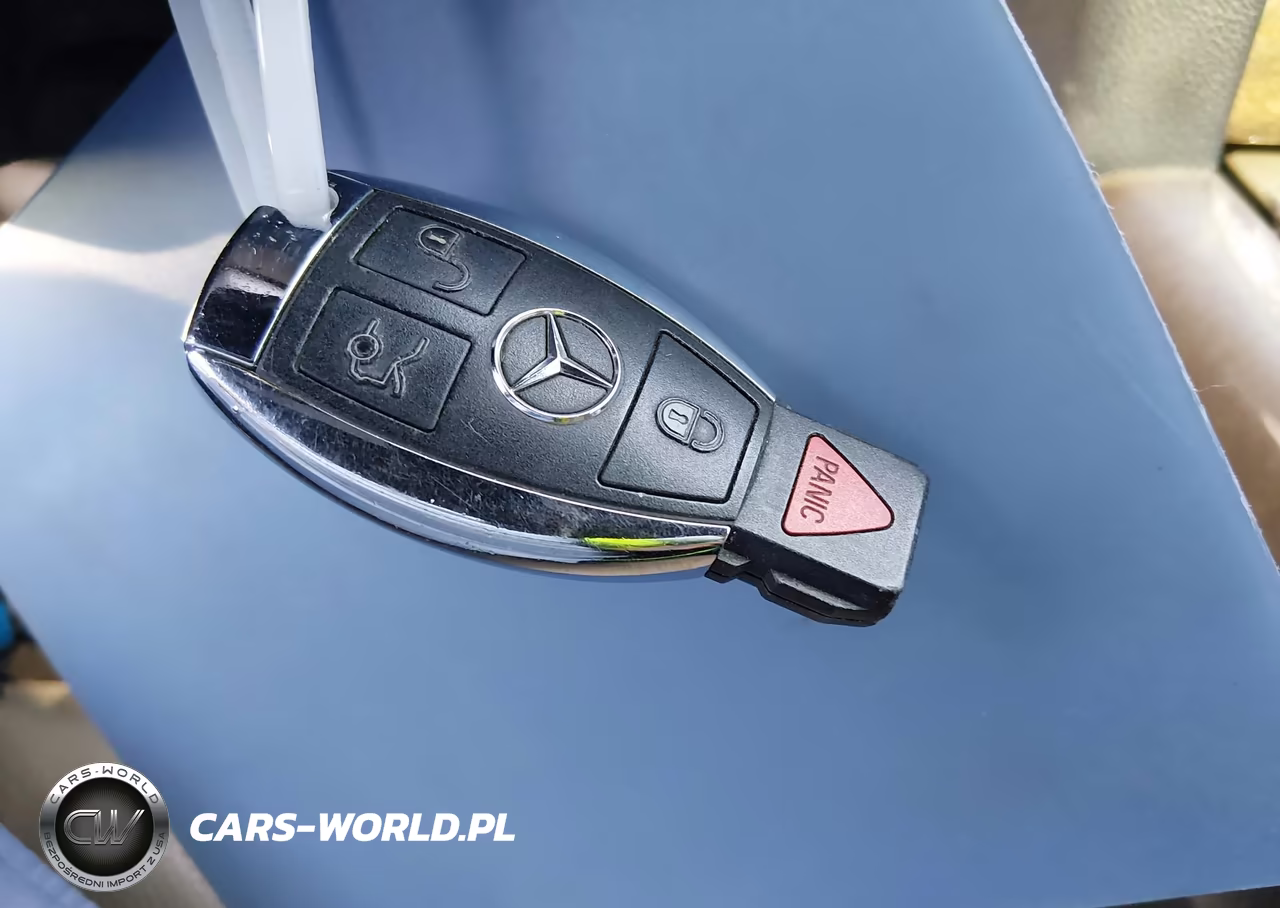 2010 Mercedes-Benz E 350 VIN:WDDHF5GB6AA051882 - 11