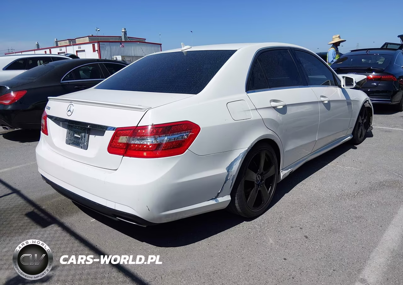 2010 Mercedes-Benz E 350 VIN:WDDHF5GB6AA051882 - 4