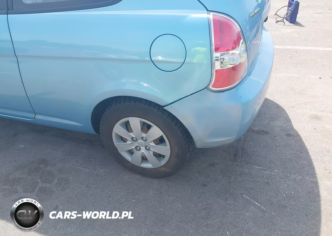 2010 Hyundai Accent Gs VIN:KMHCM3ACXAU179116 - 13
