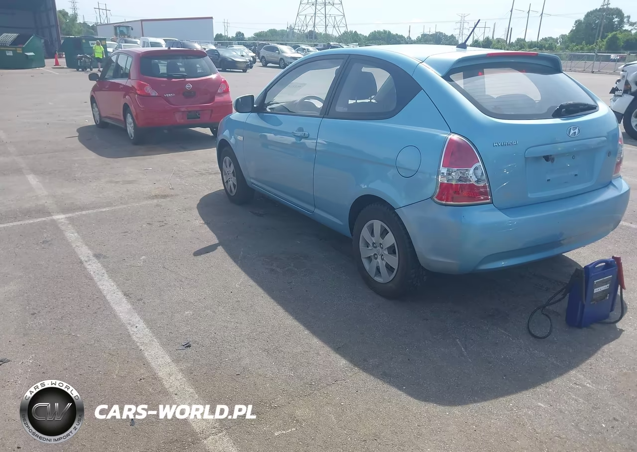 2010 Hyundai Accent Gs VIN:KMHCM3ACXAU179116 - 3