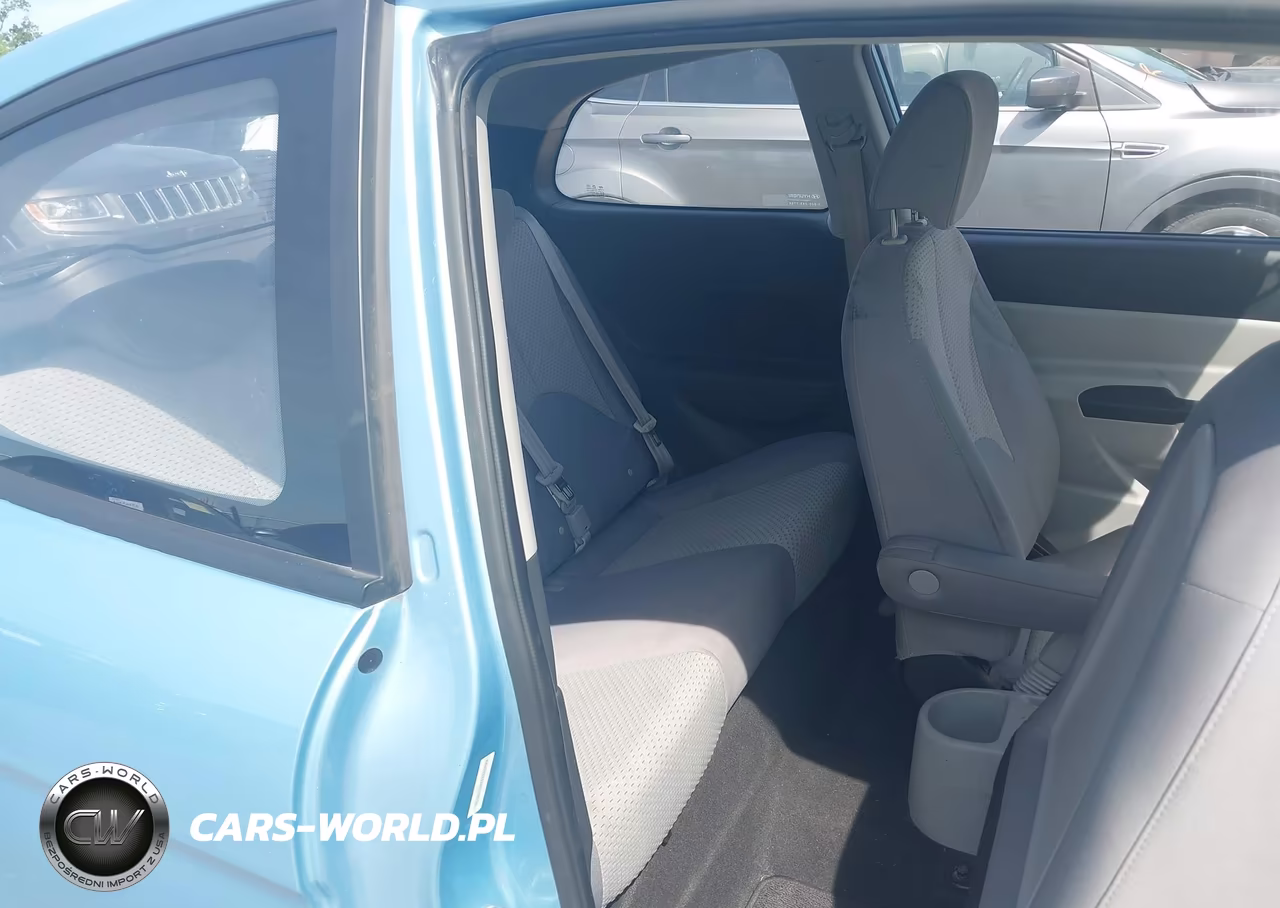2010 Hyundai Accent Gs VIN:KMHCM3ACXAU179116 - 8