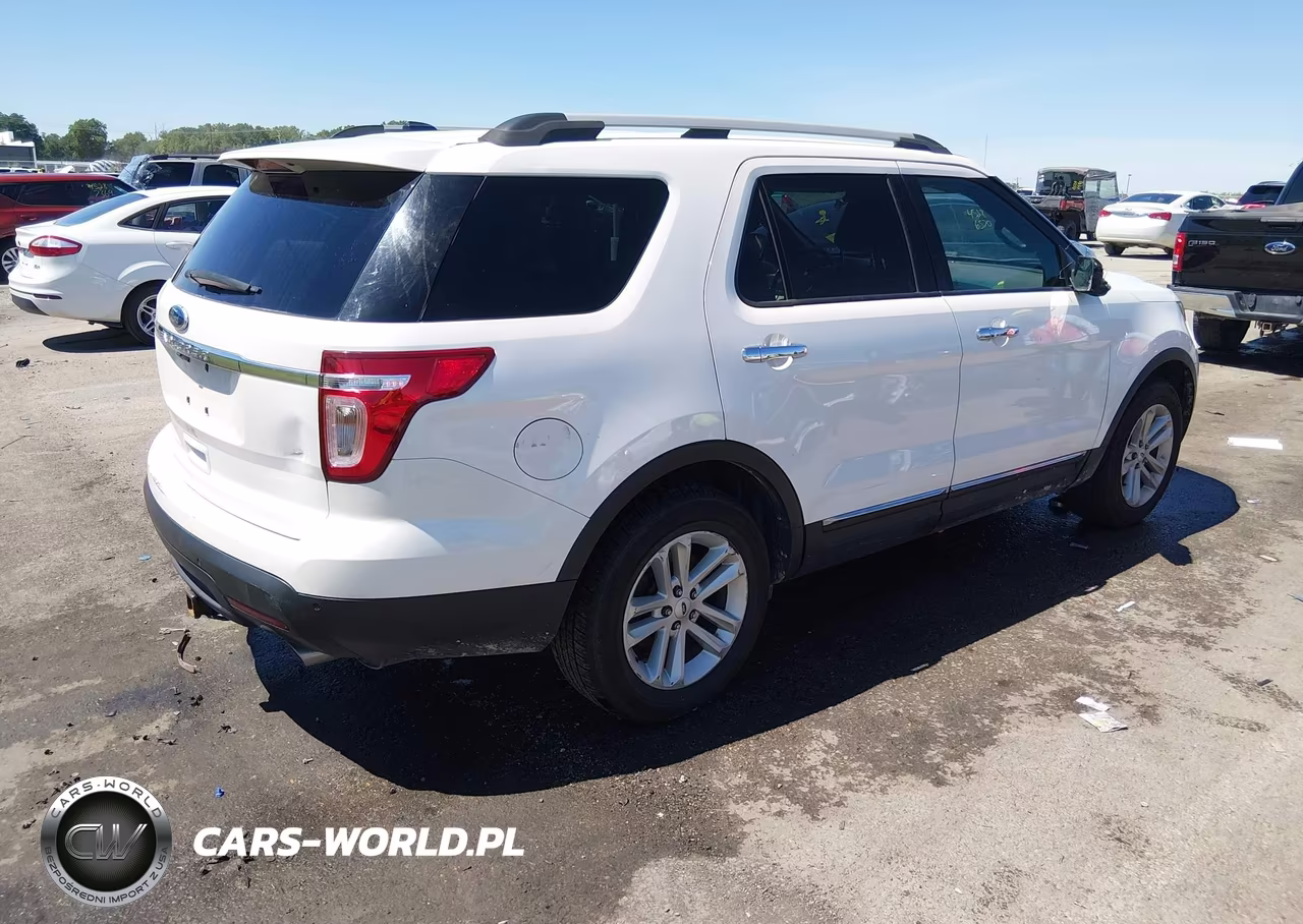 2012 Ford Explorer Xlt VIN:1FMHK7D85CGA48056 - 4