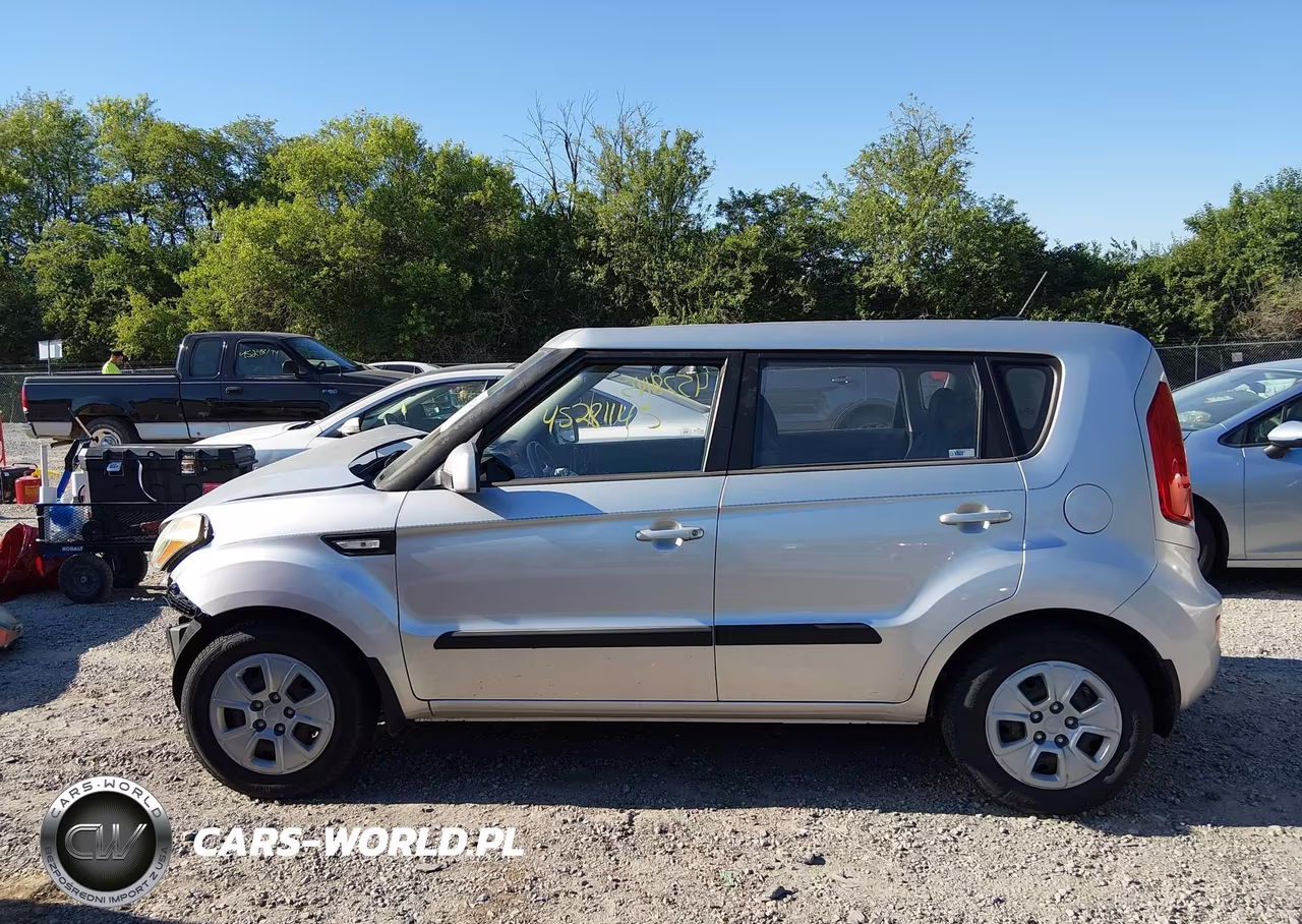 2012 Kia Soul VIN:KNDJT2A56C7435828 - 15