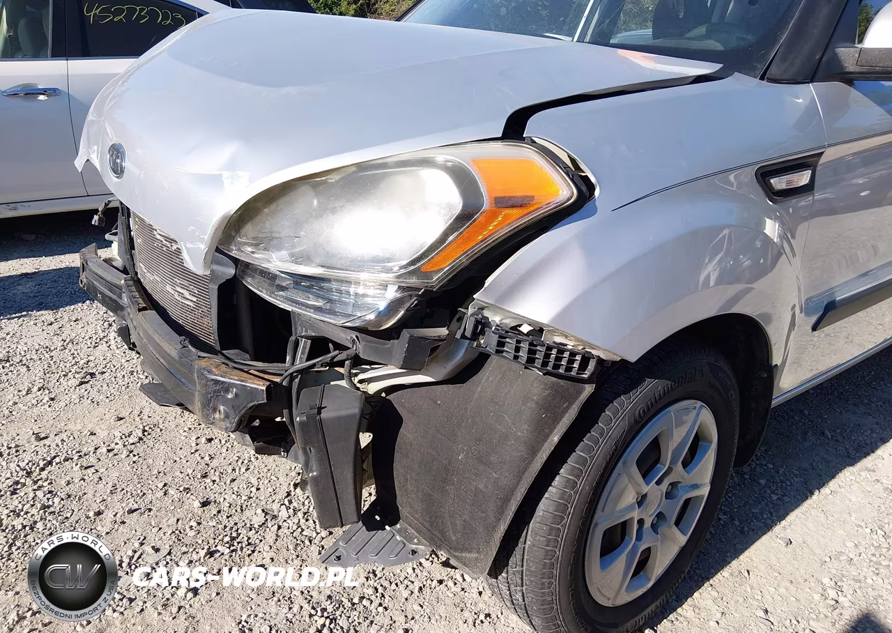 2012 Kia Soul VIN:KNDJT2A56C7435828 - 6
