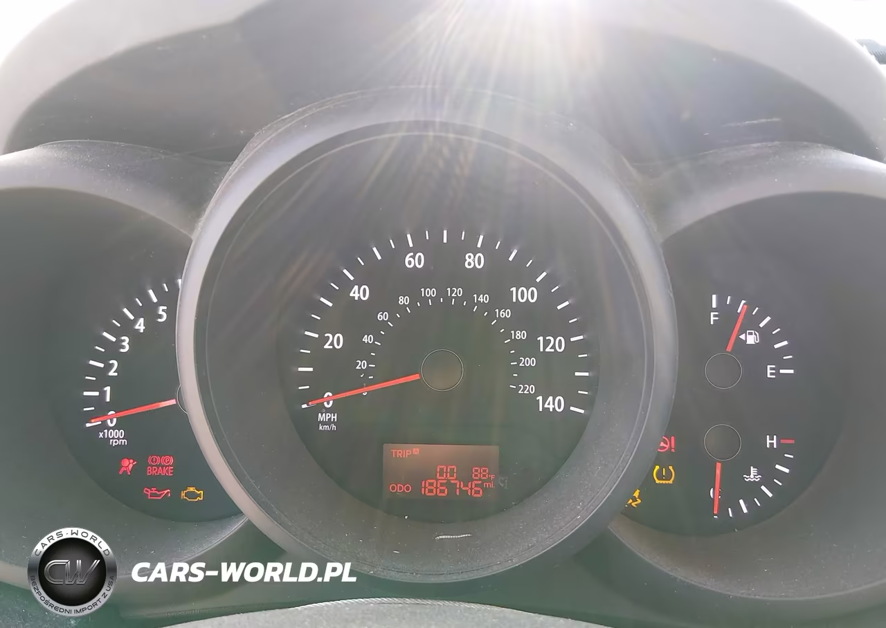 2012 Kia Soul VIN:KNDJT2A56C7435828 - 7