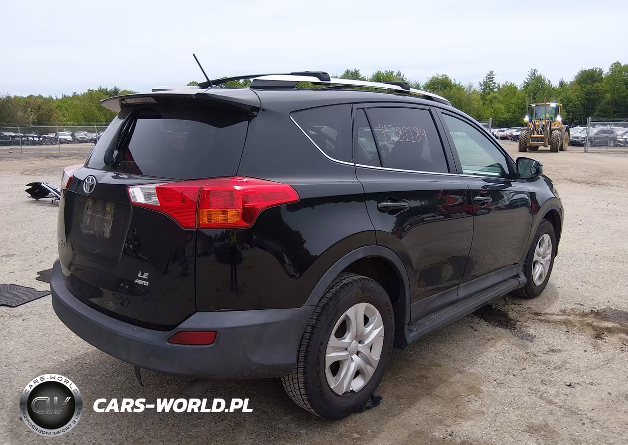 2015 Toyota Rav4 Le VIN:2T3BFREV4FW268246 - 4
