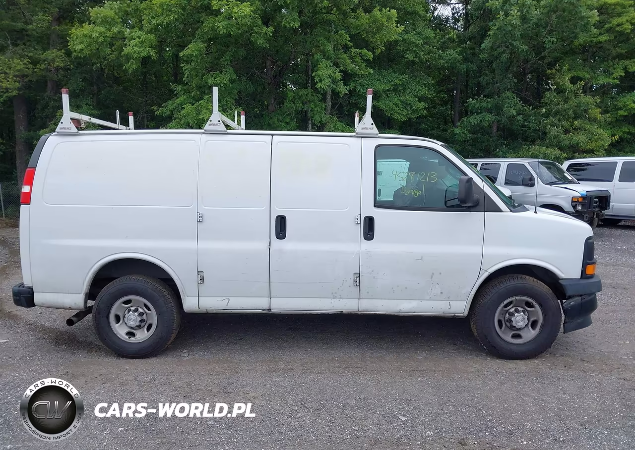 2017 Chevrolet Express 3500 Work Van VIN:1GCZGGFG0H1339122 - 13