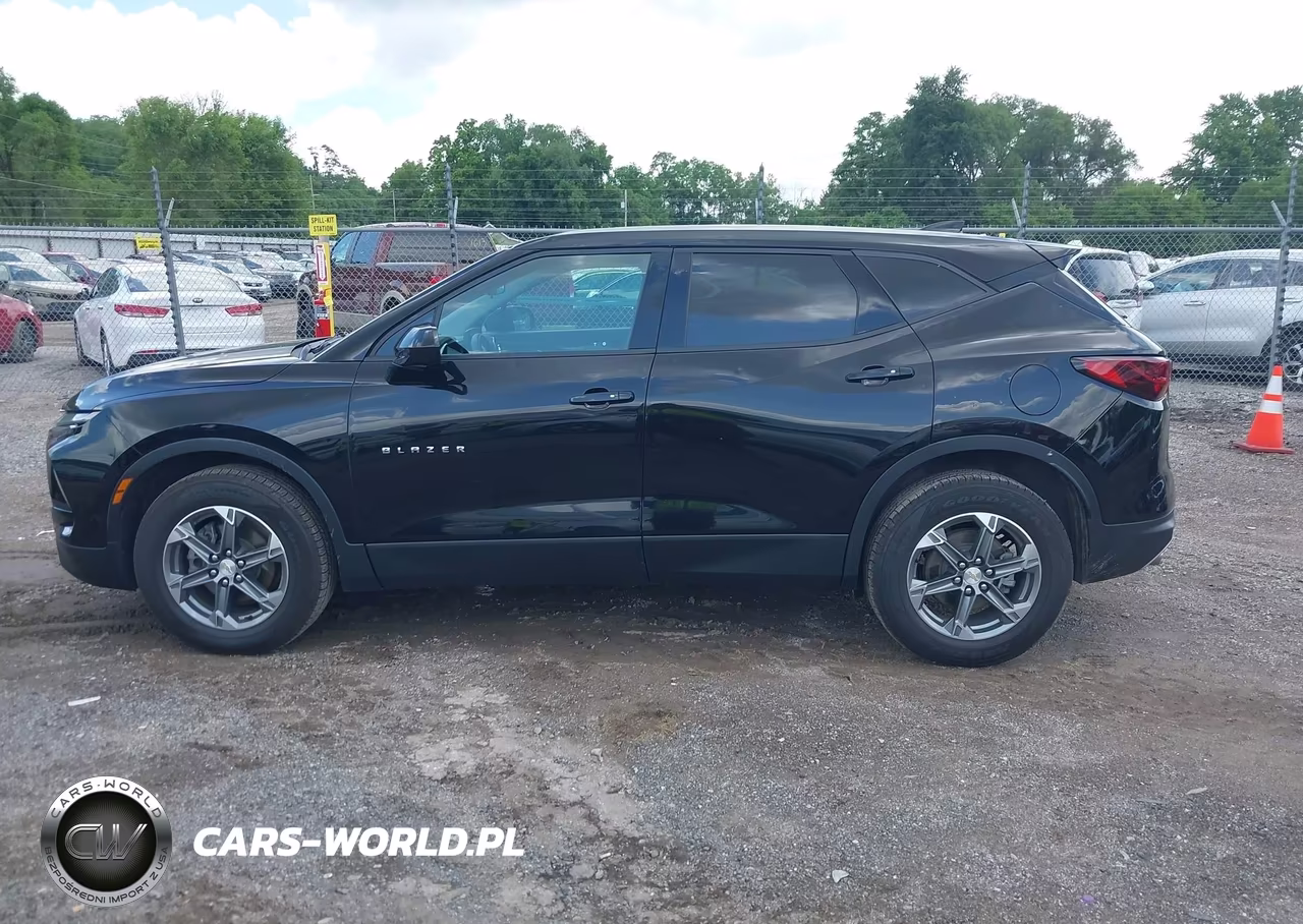 2023 Chevrolet Blazer Awd 2Lt VIN:3GNKBHR45PS223300 - 15