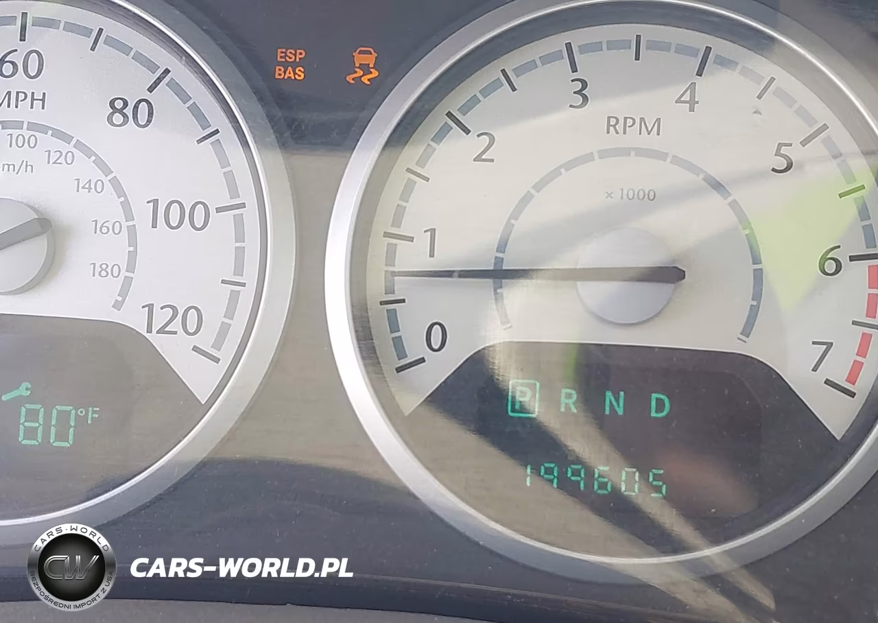 2008 Chrysler Town & Country Touring VIN:2A8HR54P78R695858 - 7