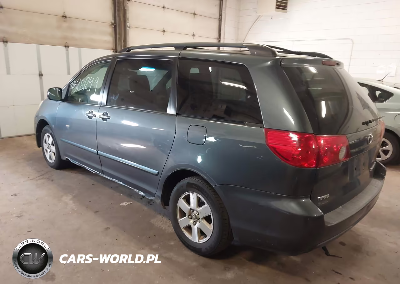 2007 Toyota Sienna Le VIN:5TDZK23CX7S062290 - 3