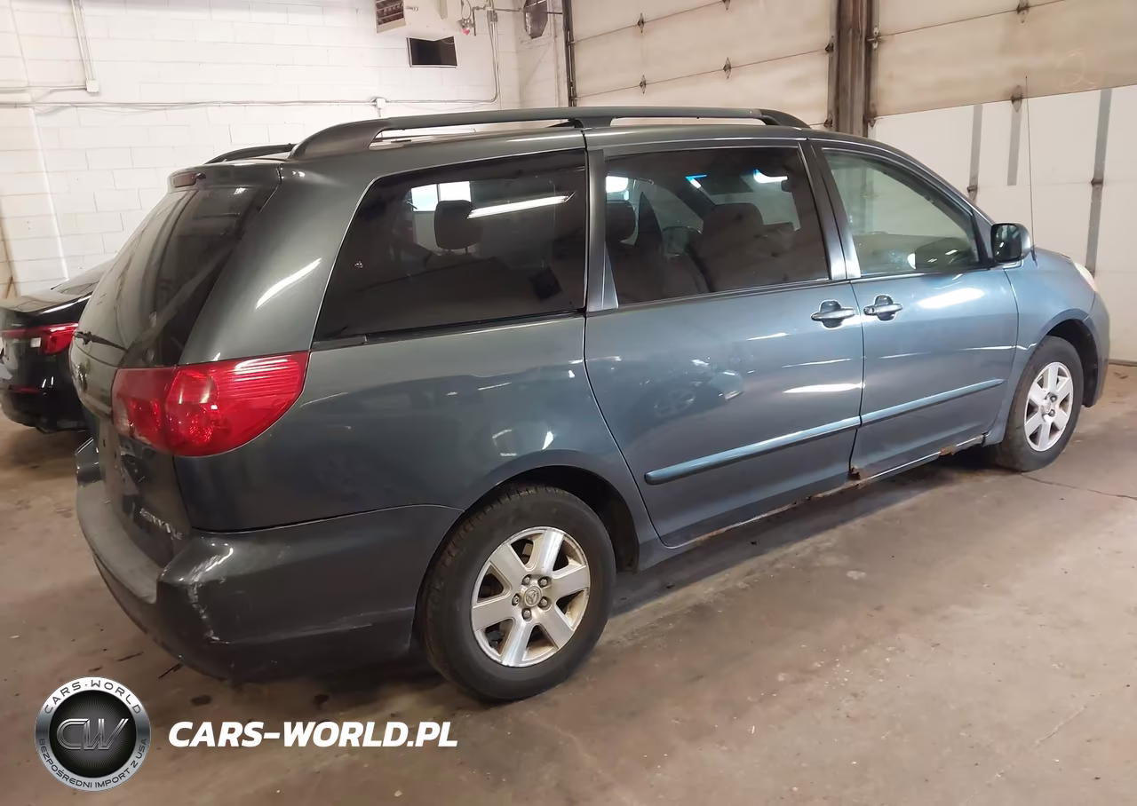 2007 Toyota Sienna Le VIN:5TDZK23CX7S062290 - 4