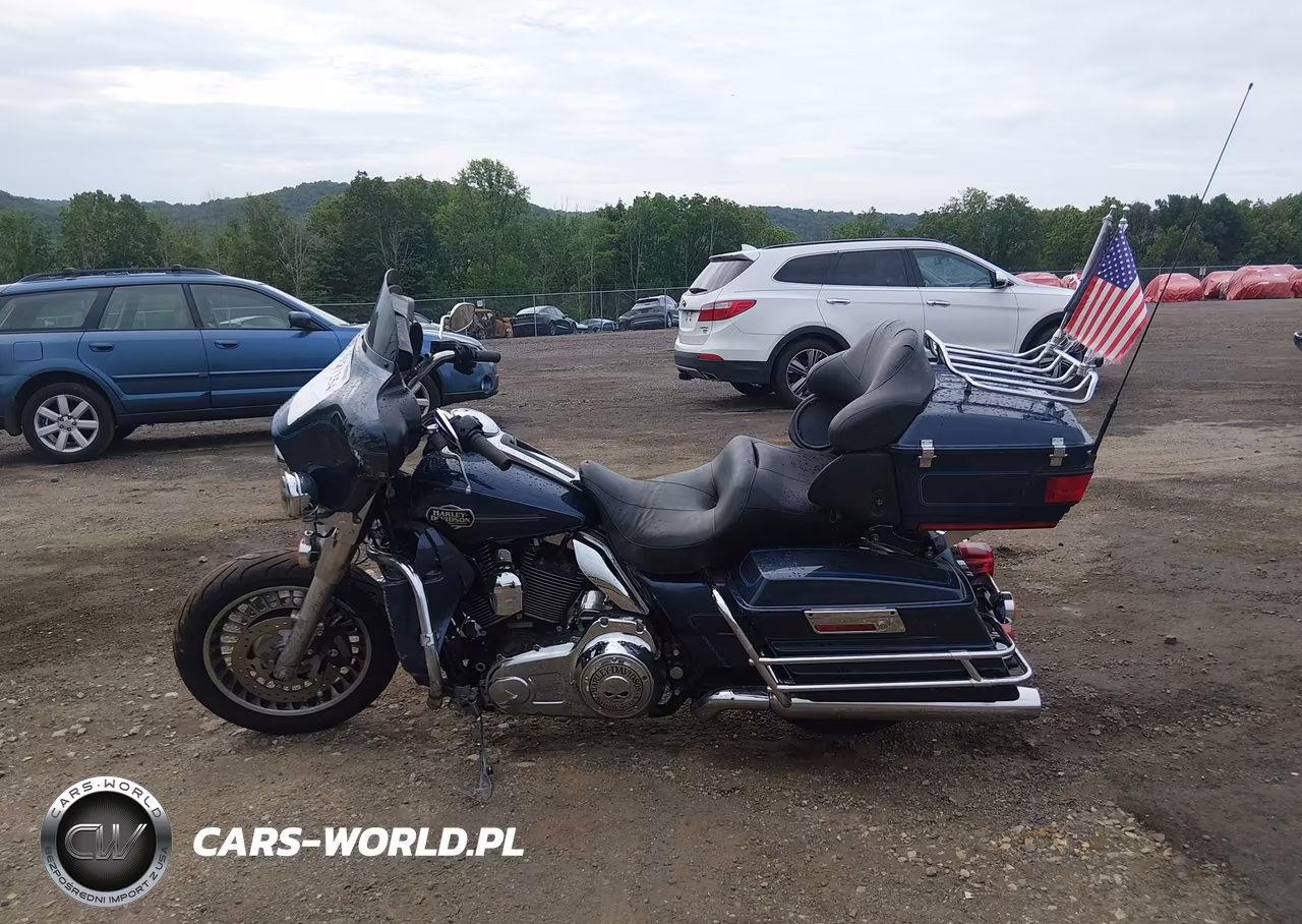 2009 Harley-Davidson Flhtcu VIN:1HD1FC4179Y686512 - 12