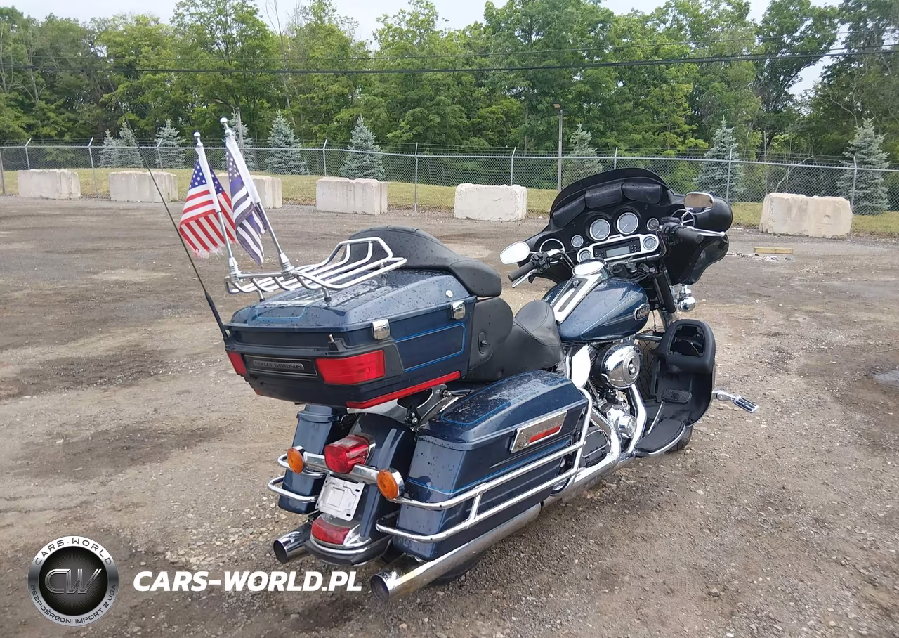 2009 Harley-Davidson Flhtcu VIN:1HD1FC4179Y686512 - 4