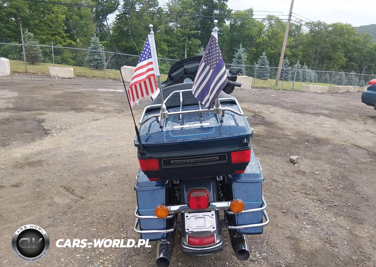 2009 Harley-Davidson Flhtcu VIN:1HD1FC4179Y686512 - 6