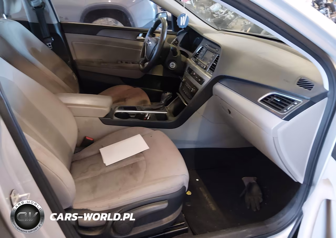 2015 Hyundai Sonata Sport VIN:5NPE34AF2FH032516 - 5