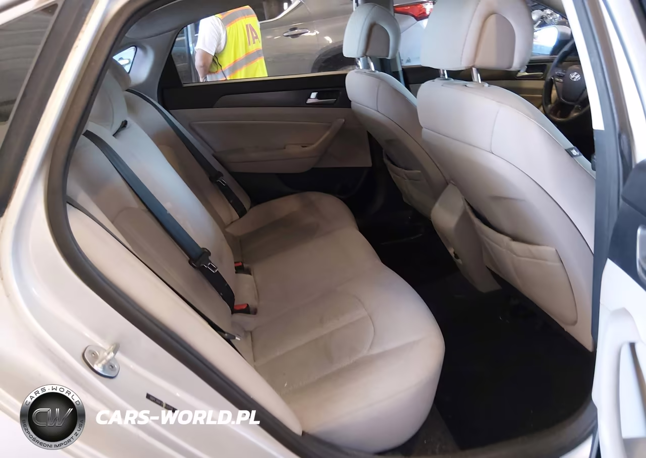 2015 Hyundai Sonata Sport VIN:5NPE34AF2FH032516 - 8