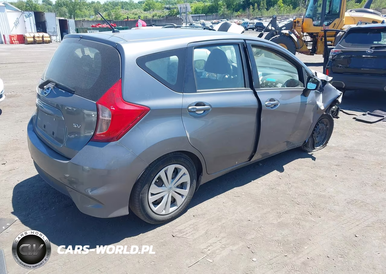 2019 Nissan Versa Note Sv VIN:3N1CE2CP0KL358176 - 4